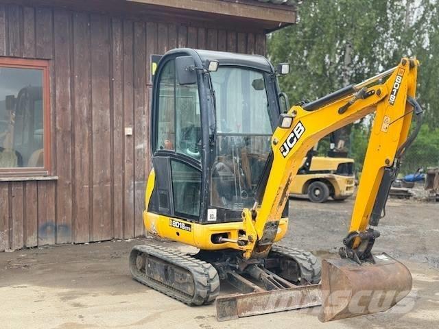 JCB 8018 小型挖掘机