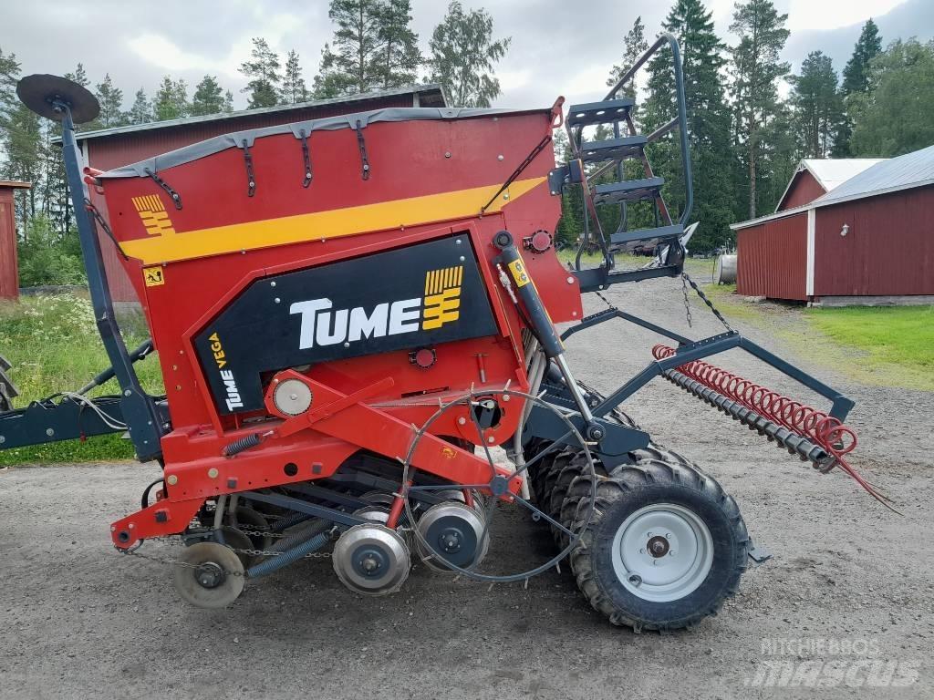 Tume Vega 3000 多功能条播机