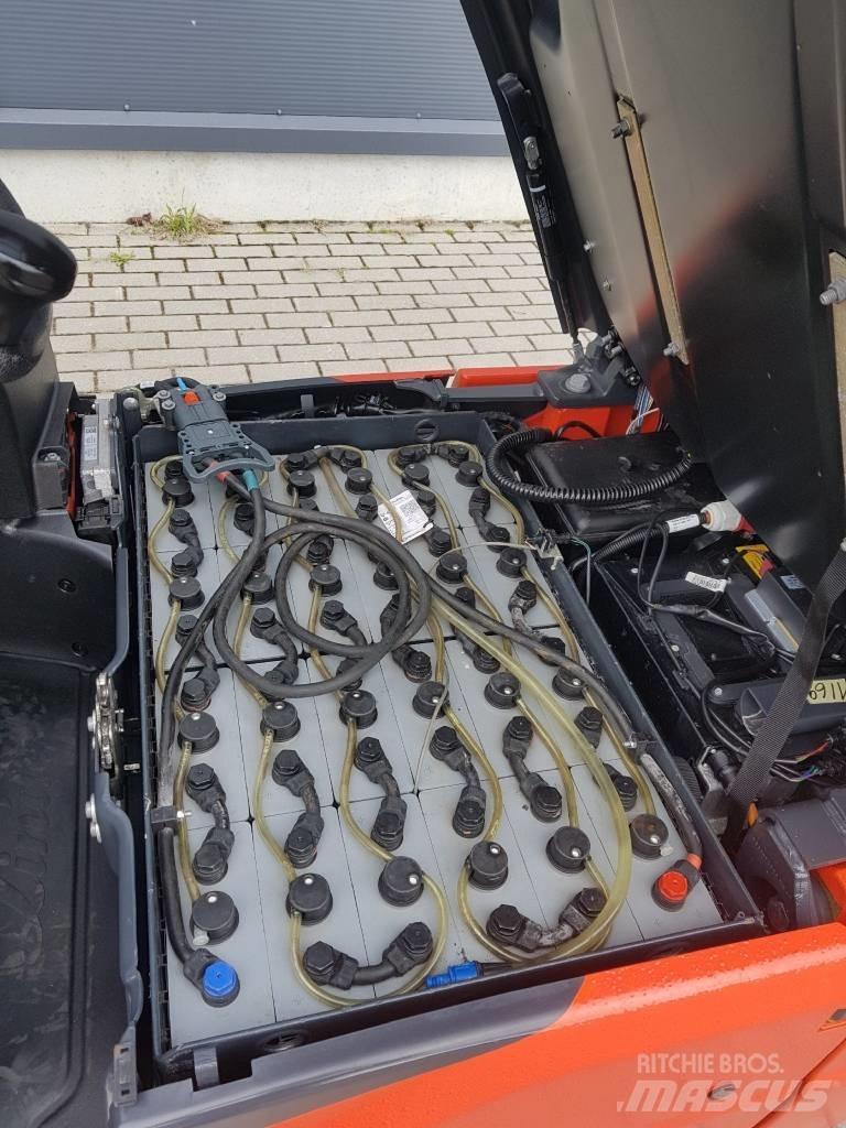 Linde E16C 电动叉车