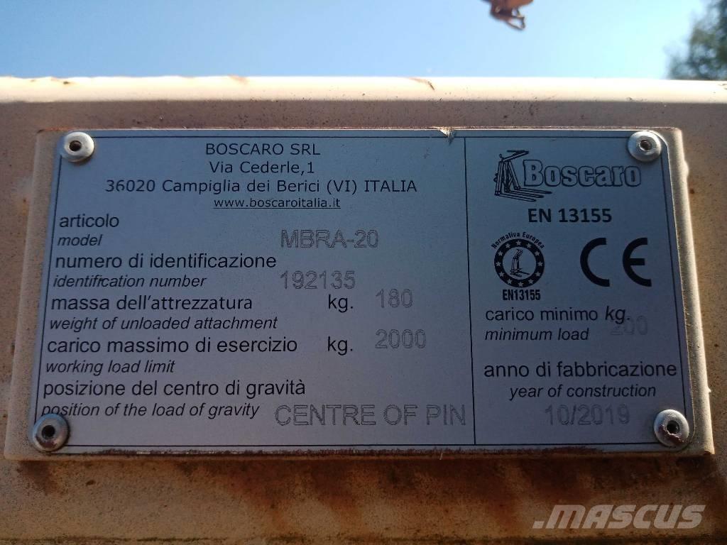 Boscaro MBRA-20 随车折臂吊