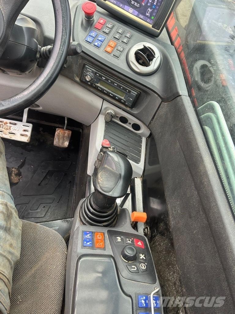 Manitou MLT 635-130 电动叉车