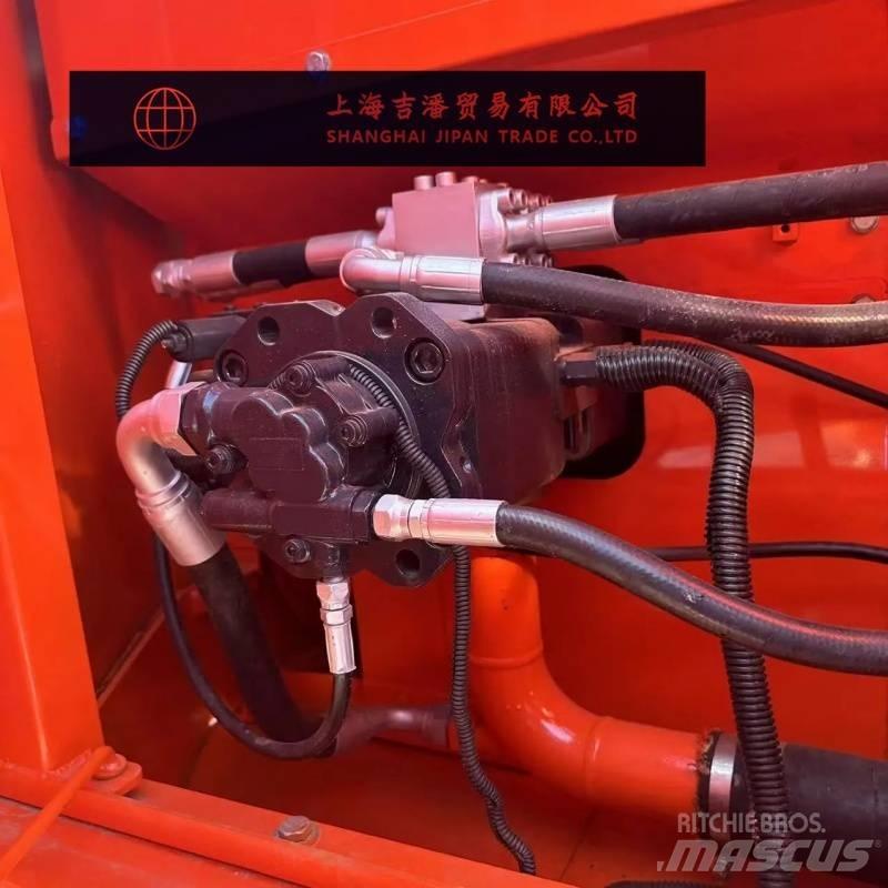 Doosan DX 150 中型挖掘机