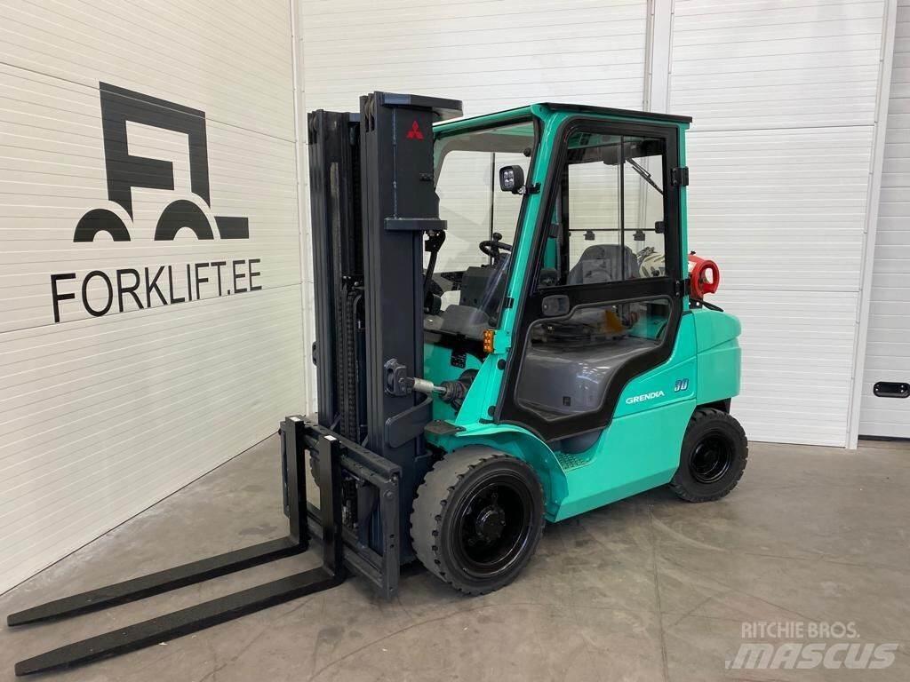 Mitsubishi FG30N 天然气叉车