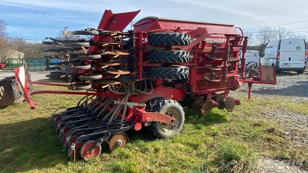 Horsch PRONTO 4 DC 多功能条播机