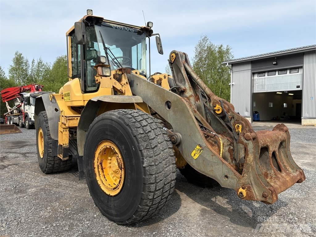 Volvo L120F 轮式装载机