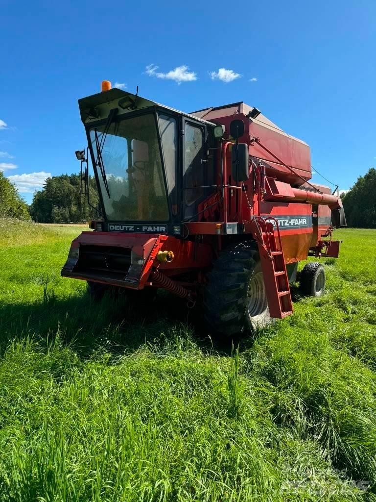 Deutz-Fahr M 2780 联合收割机