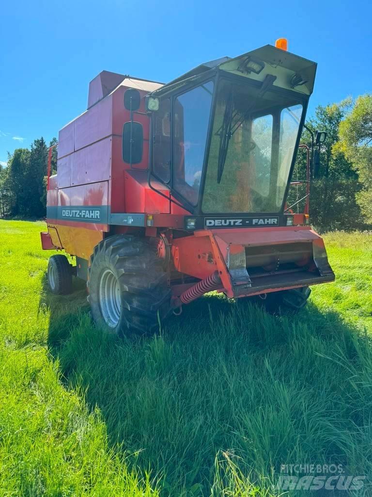 Deutz-Fahr M 2780 联合收割机