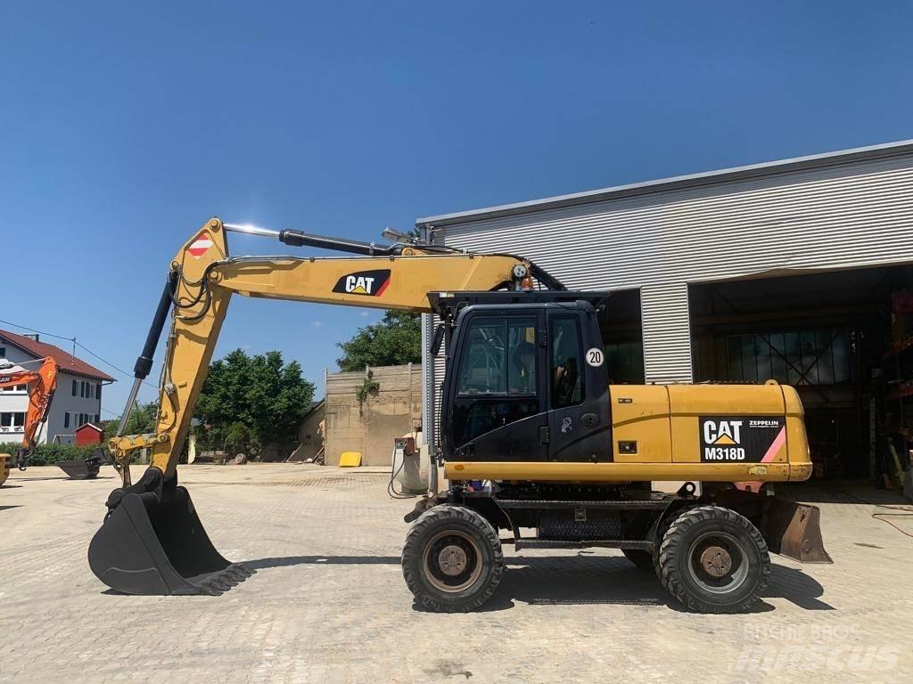 CAT M 318 D 轮式挖掘机