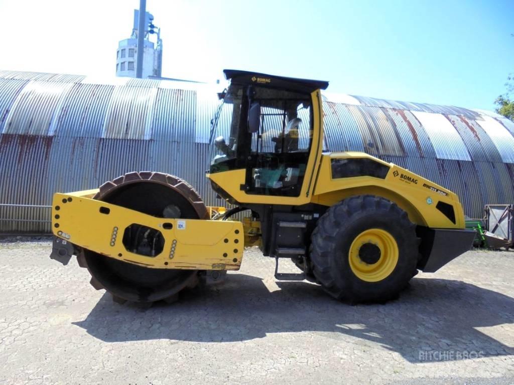 Bomag BW 213 PDH-5 单轮压路机