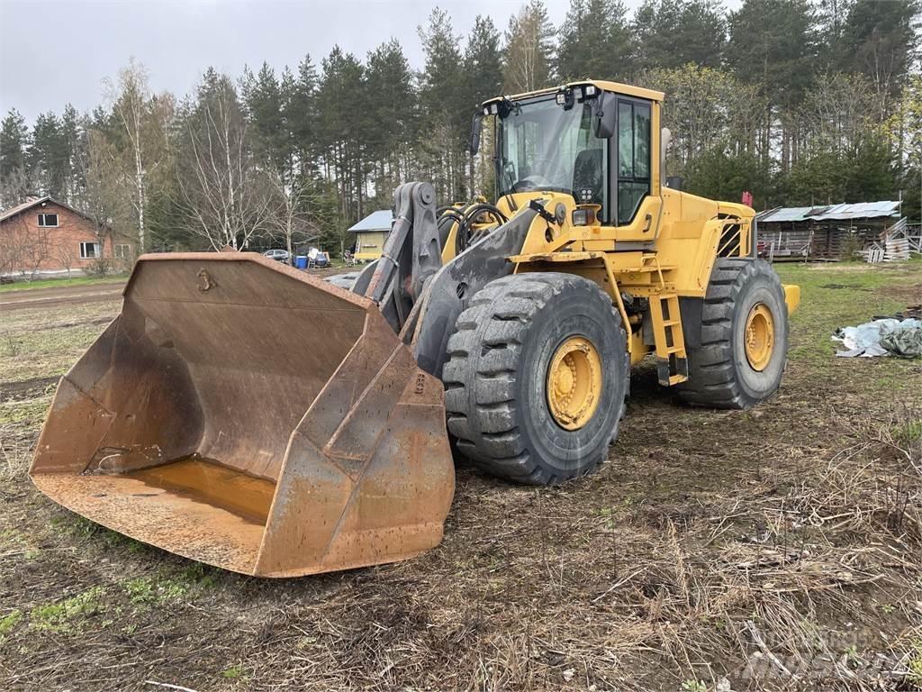 Volvo L220F 轮式装载机