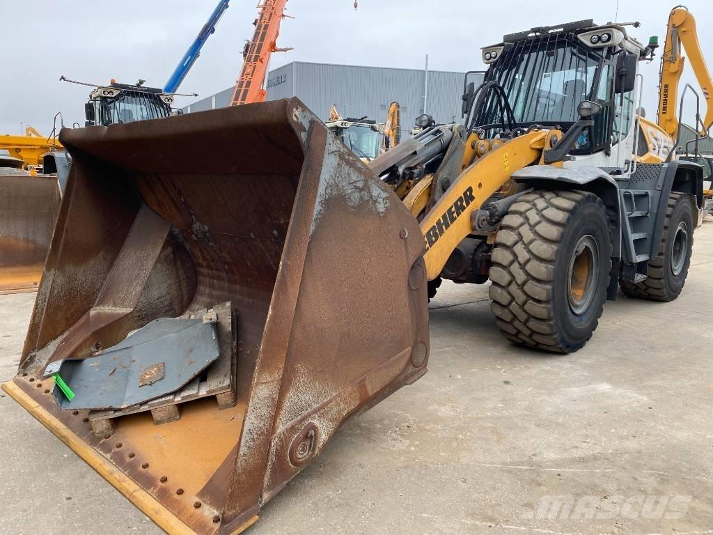 Liebherr L 556 轮式装载机