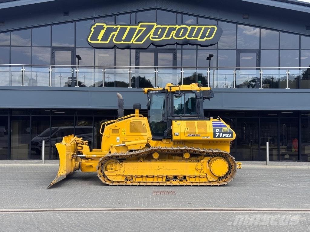 Komatsu D 71P Xi 履带式推土机