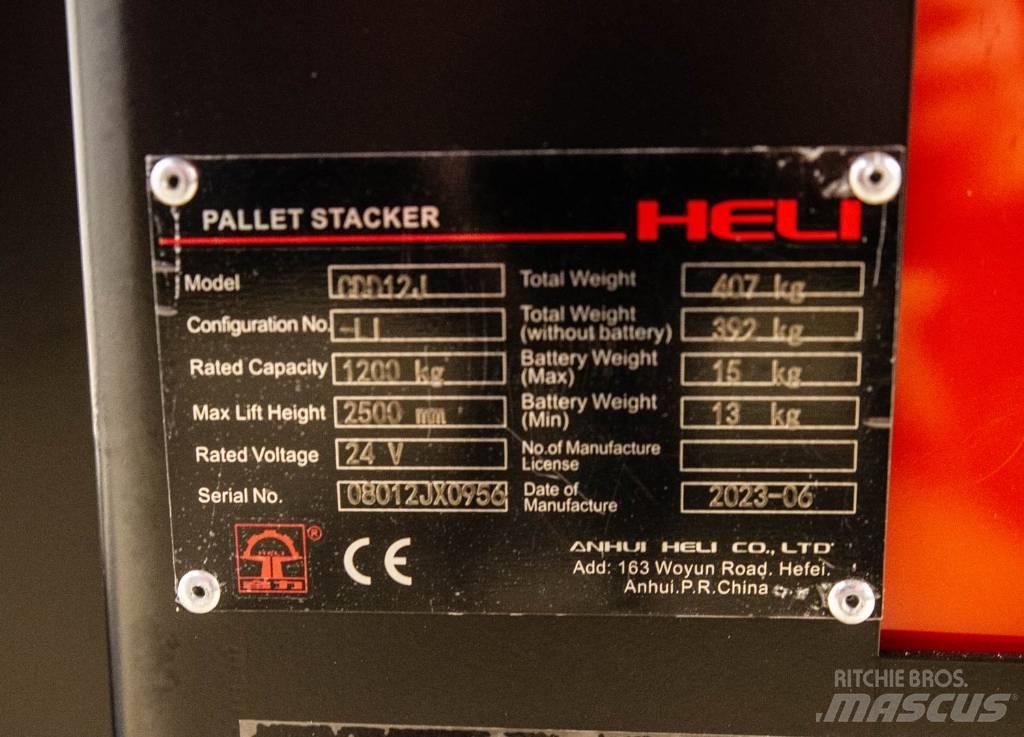 Heli CDD 12 手推堆垛车