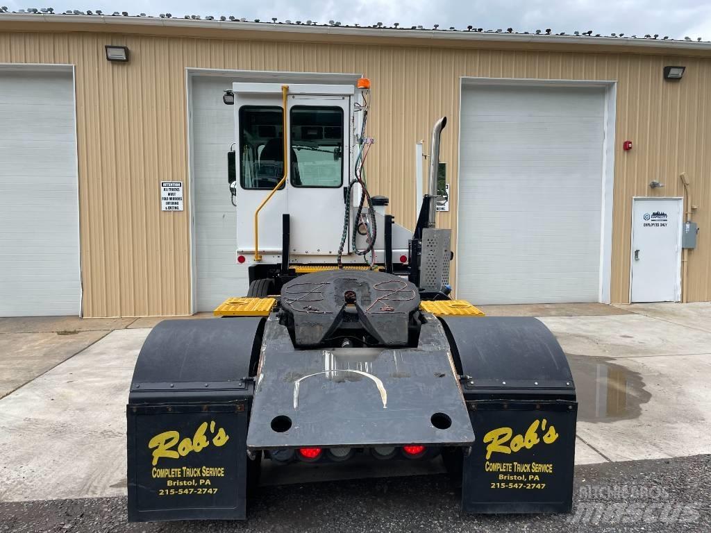 Capacity TJ5000 码头牵引车