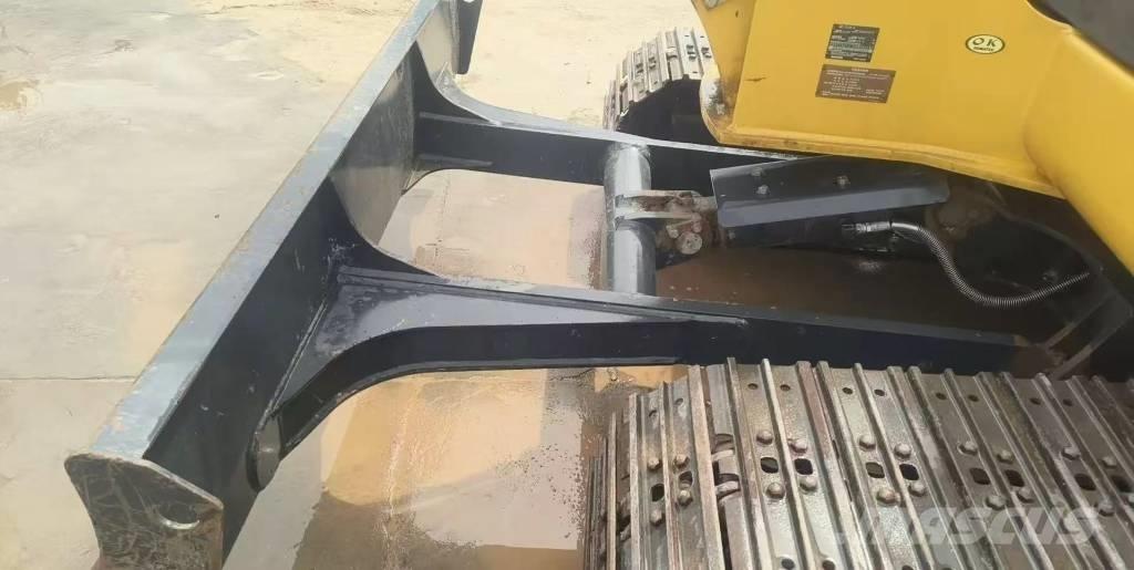 Komatsu PC 58 小型挖掘机