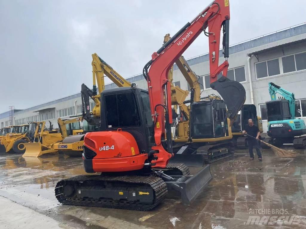 Kubota U 48 小型挖掘机
