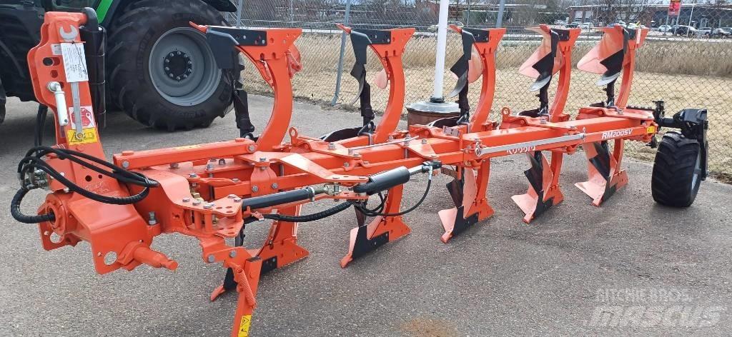 Kubota RM 2005 双向犁