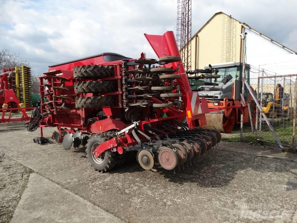 Horsch Pronto 4 DC 多功能条播机