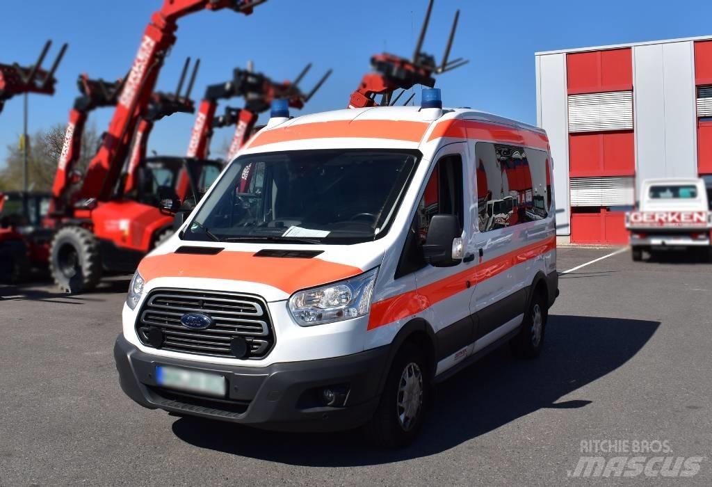 Ford Transit Custom 救护车