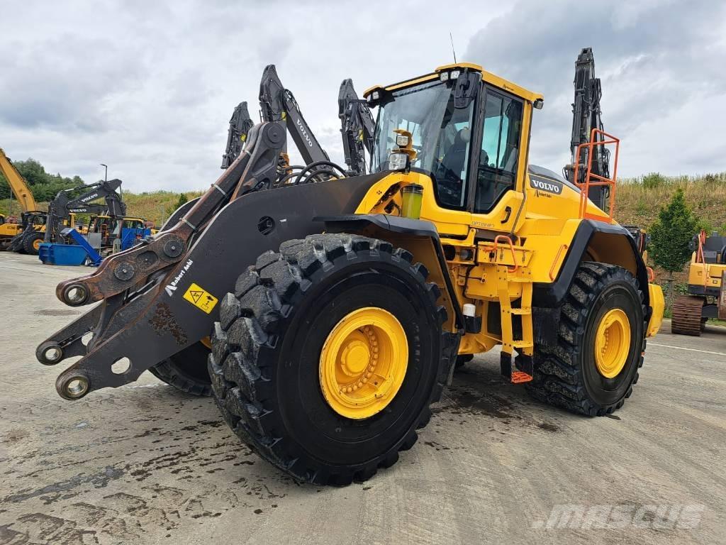 Volvo L 220 H 轮式装载机