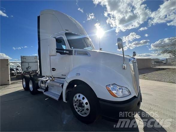 Kenworth T680 牵引车