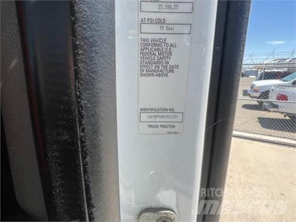 Kenworth T680 牵引车