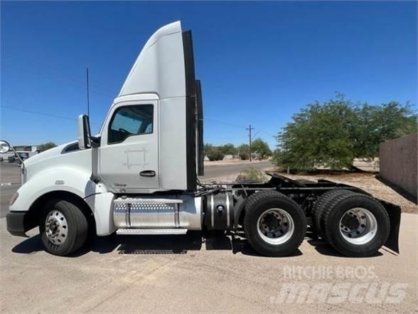 Kenworth T680 牵引车