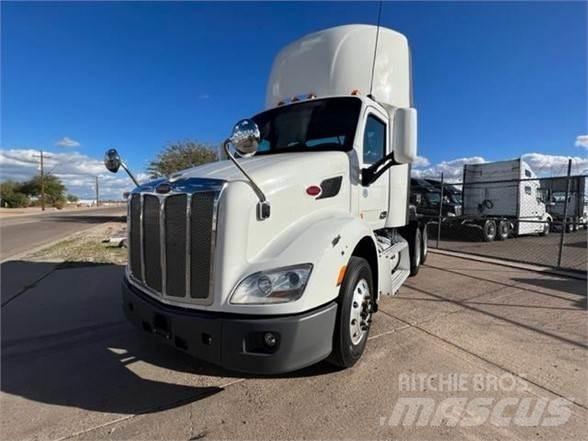 Peterbilt 579 牵引车