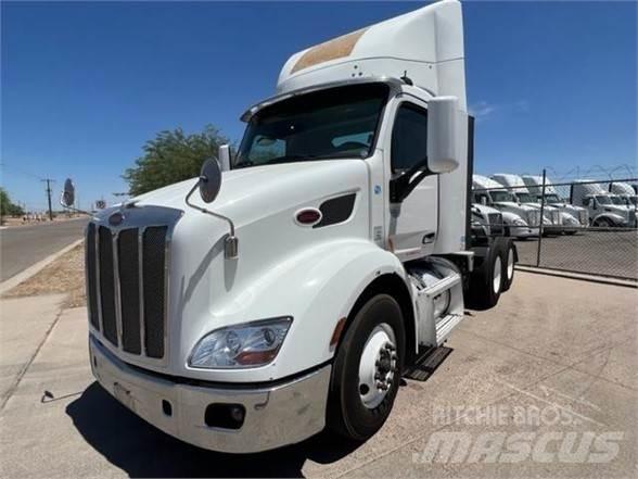 Peterbilt 579 牵引车