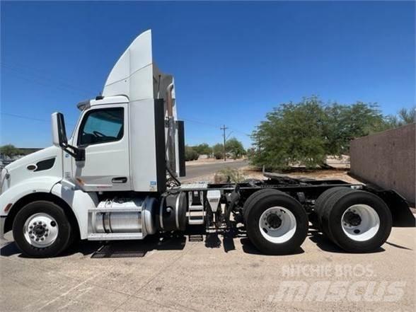 Peterbilt 579 牵引车