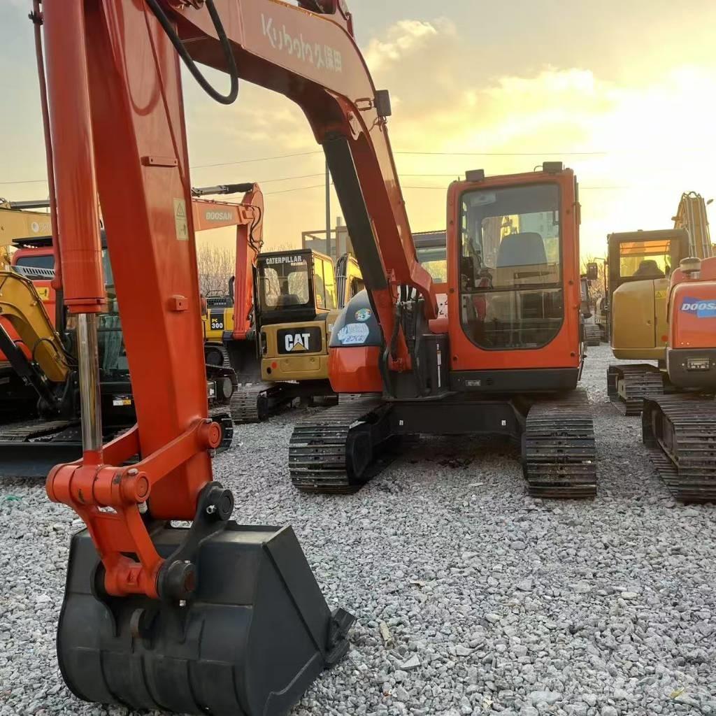 Kubota KX 185-3 中型挖掘机