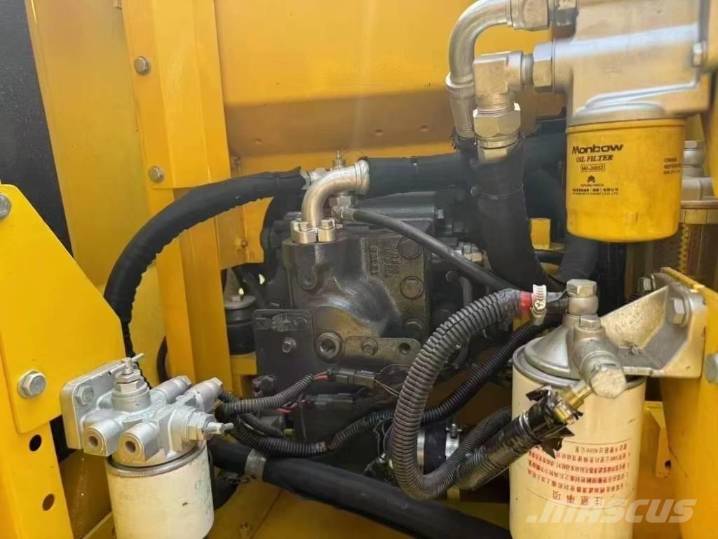 Komatsu PC 130 履带挖掘机