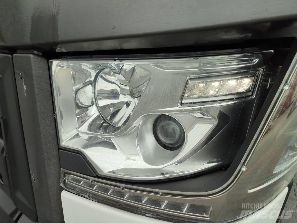 Renault GAMA T 460 牵引车