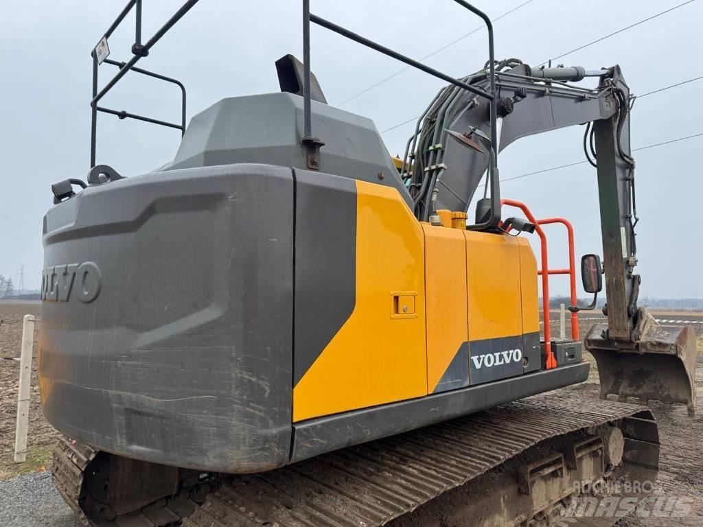 Volvo EC 140 EL 履带挖掘机