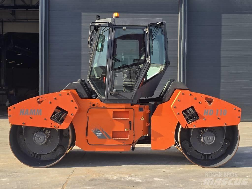 Hamm HD 110 双轮压路机