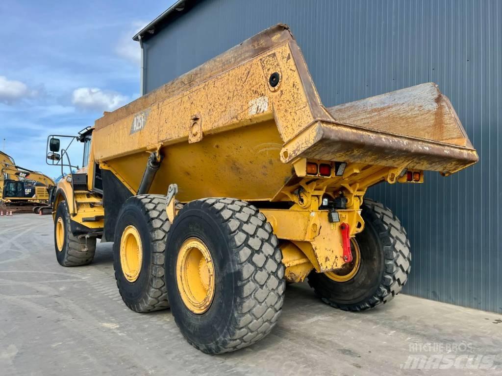 Volvo A25F 铰接式自卸车