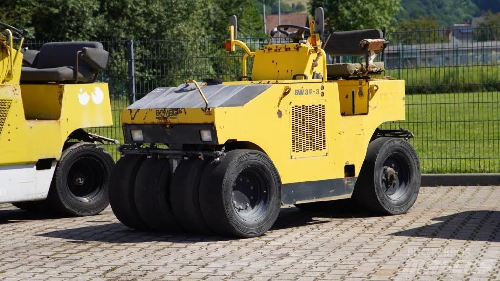 Sakai TS 160 胶轮压路机