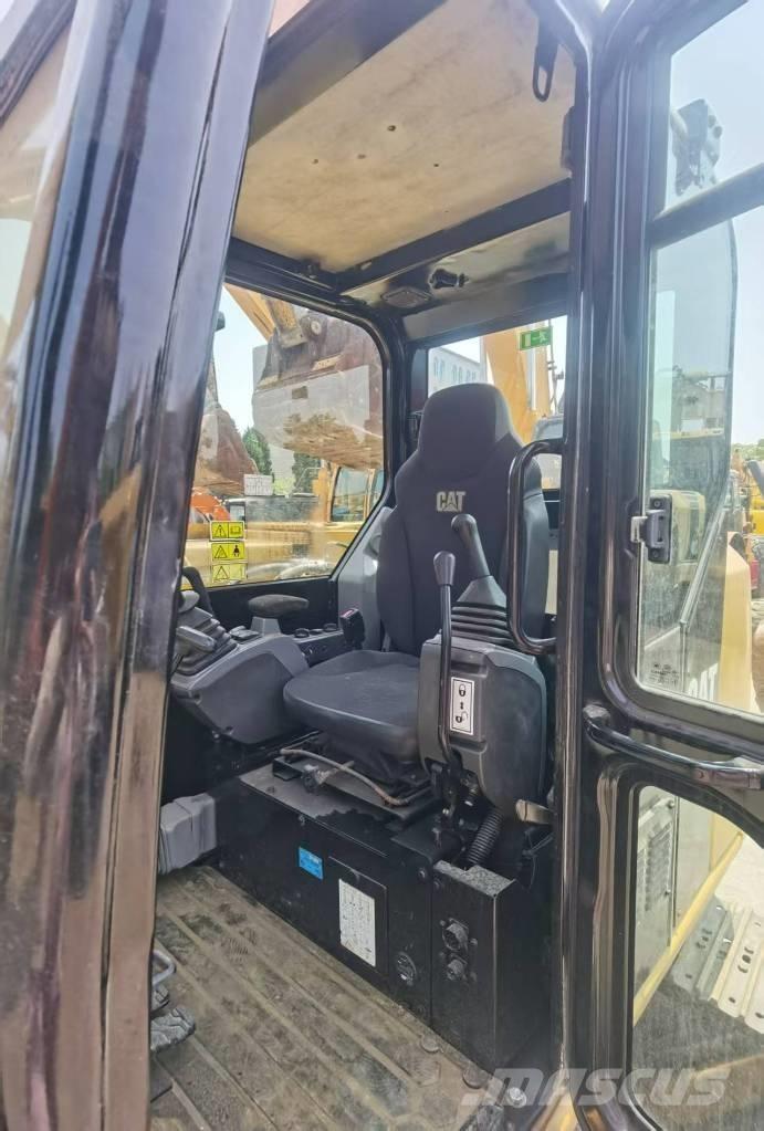 CAT 308E2 中型挖掘机