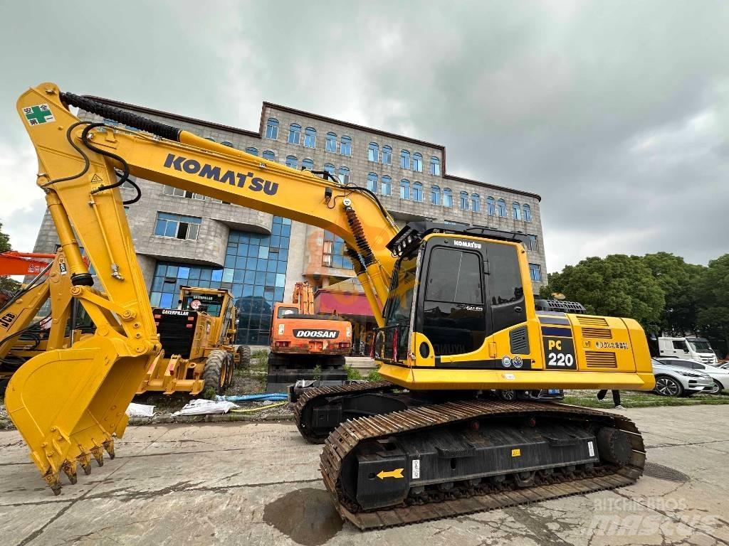 Komatsu PC 220 履带挖掘机