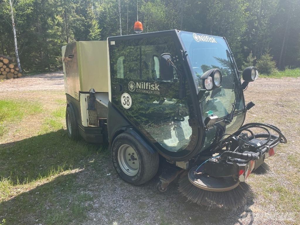 Nilfisk CR 3500 扫地机