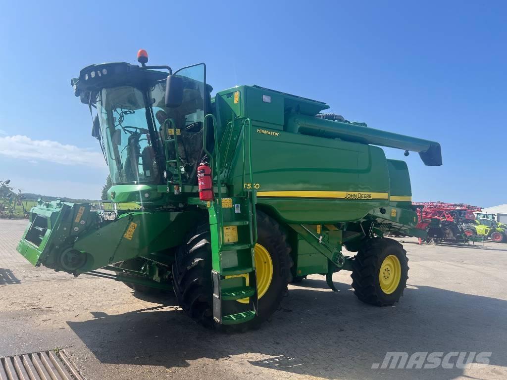 John Deere T 550 联合收割机