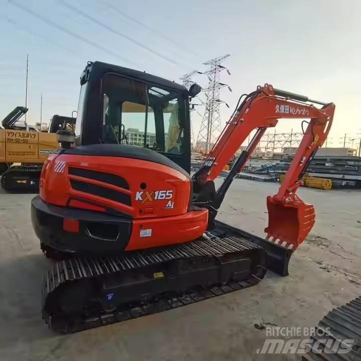 Kubota KX165 履带挖掘机