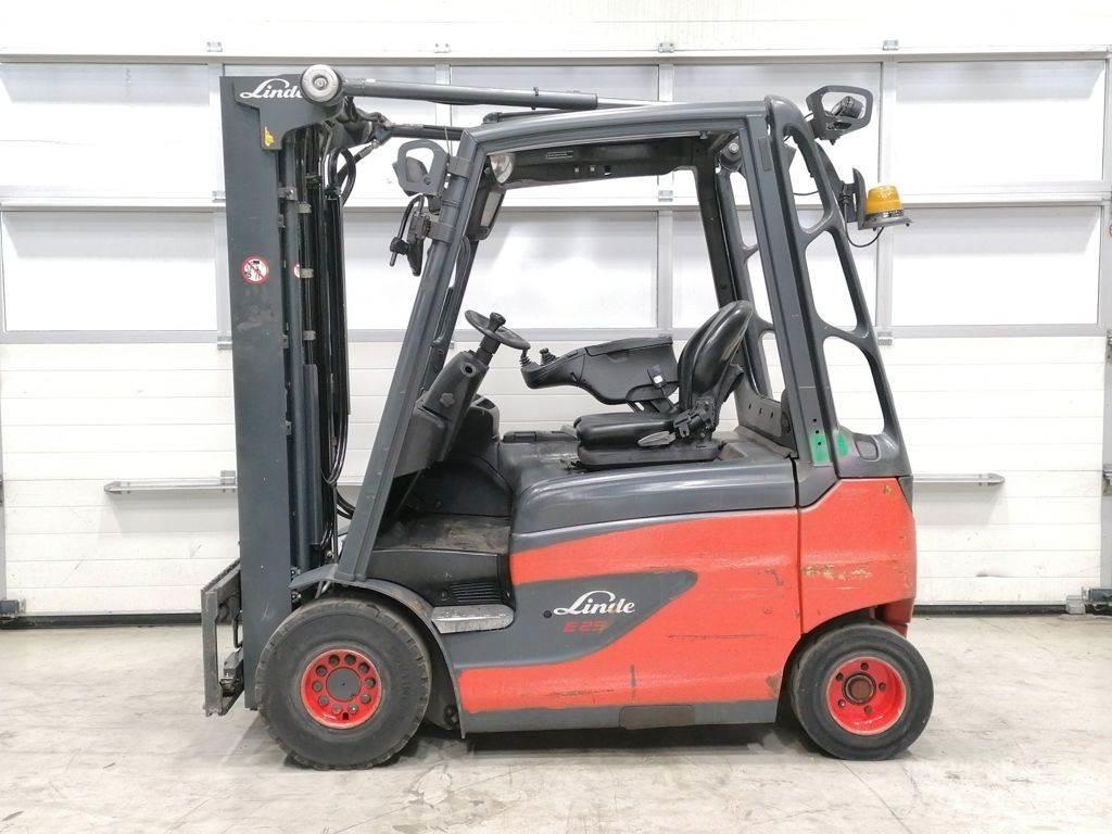 Linde E25-01 电动叉车
