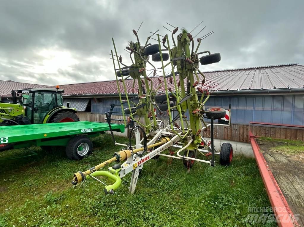 CLAAS VOLTO 1100T 犁耙和摊草机