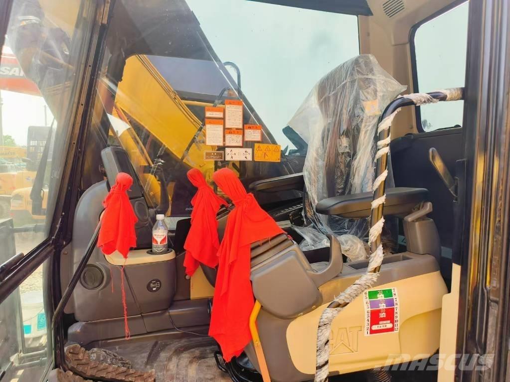 CAT 320 D 履带挖掘机