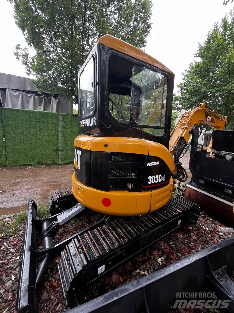 CAT 303 C CR 小型挖掘机