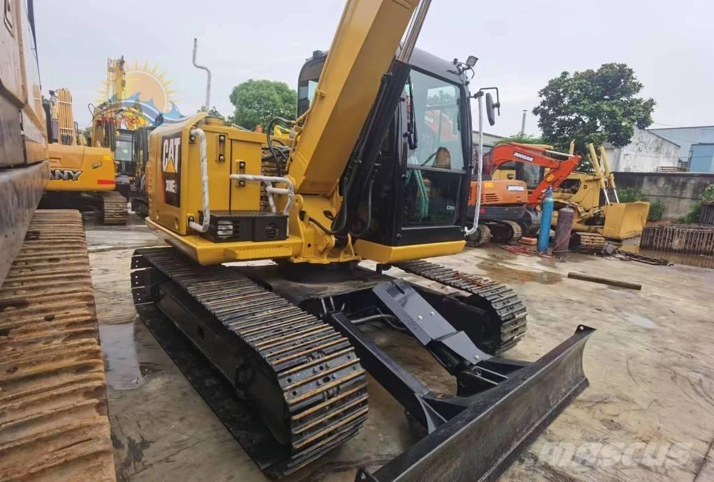 CAT 308 E 2 中型挖掘机