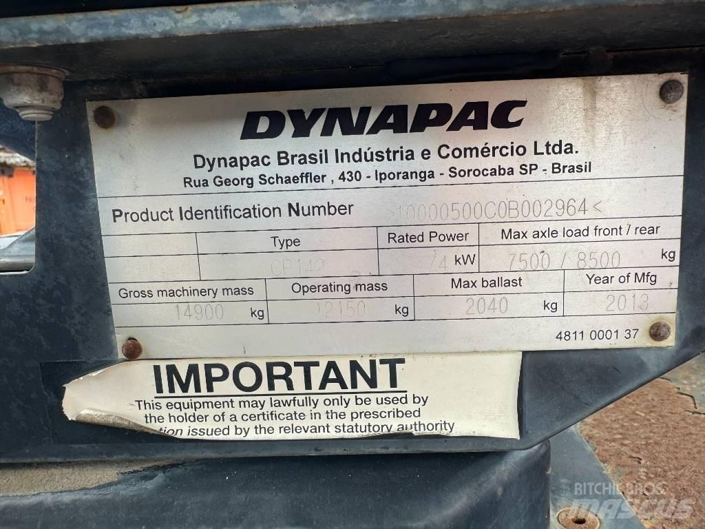 Dynapac CP 142 胶轮压路机