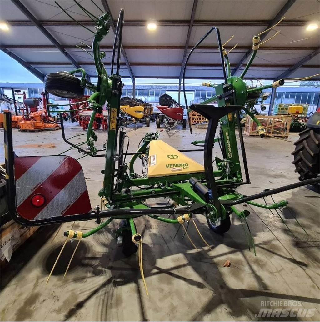 Krone VENDRO 560 犁耙和摊草机