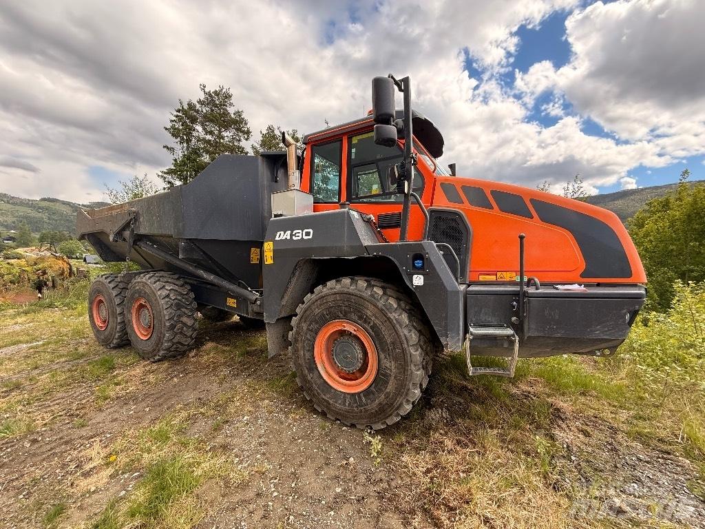 Doosan DA 30 铰接式自卸车
